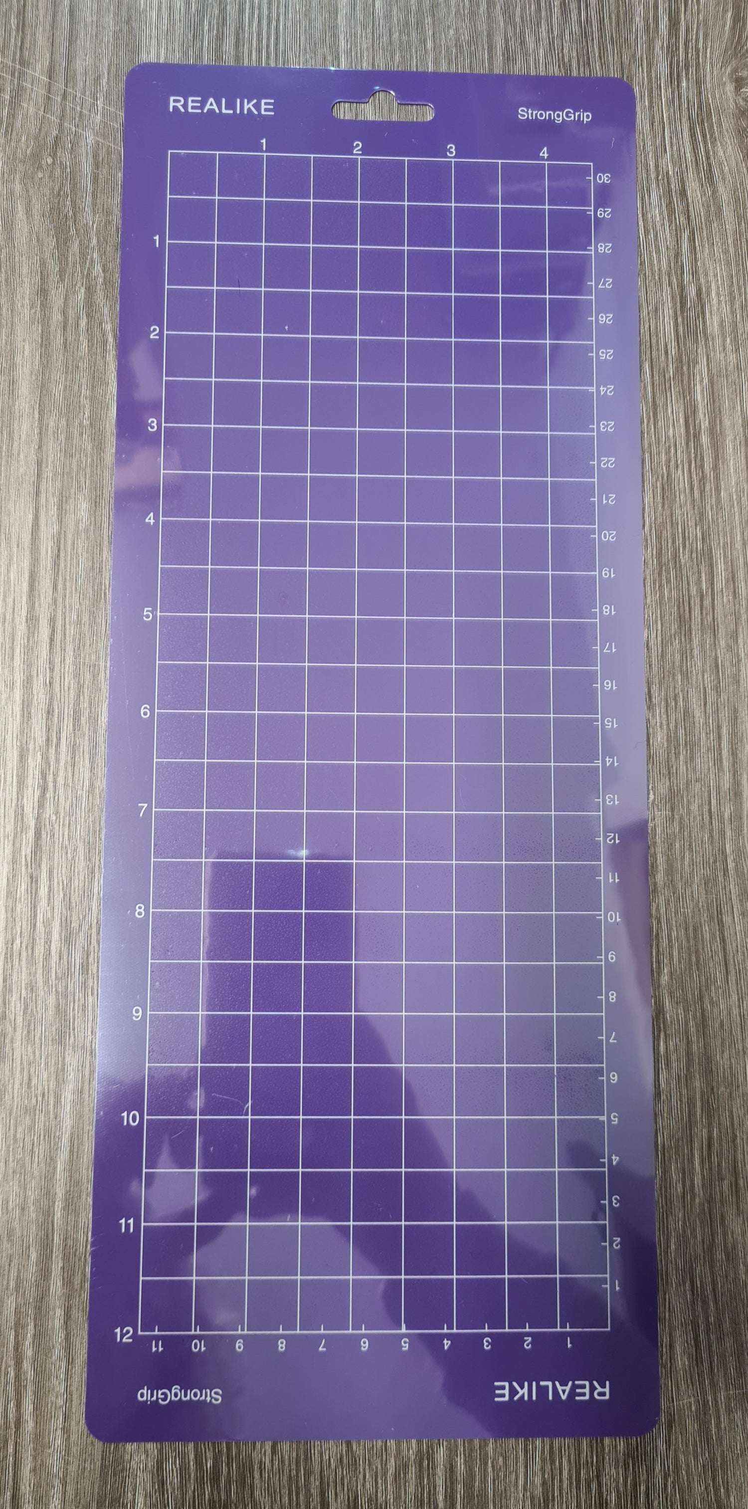 Cricut StrongGrip Machine Mat, 30.5 cm x 30.5 cm (12 x 12), One Size,  Purple